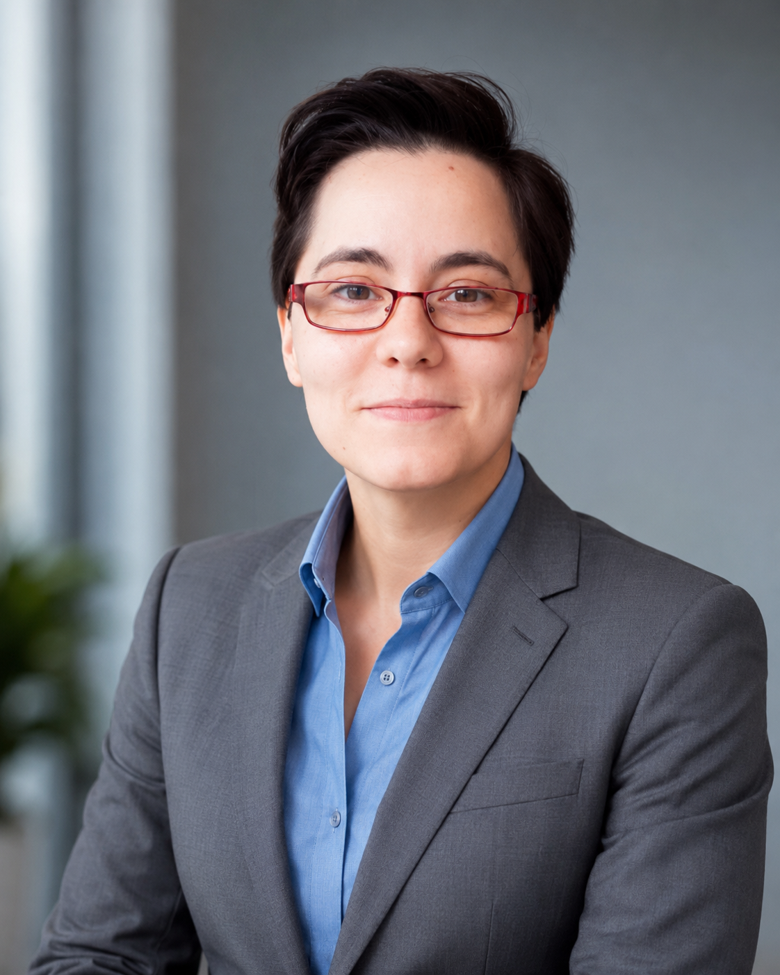 Portrait von Gurbet Saybak — Sicherheitsmanager und QHSE-Berater